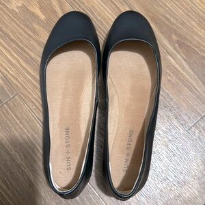 Sun + Stone flats